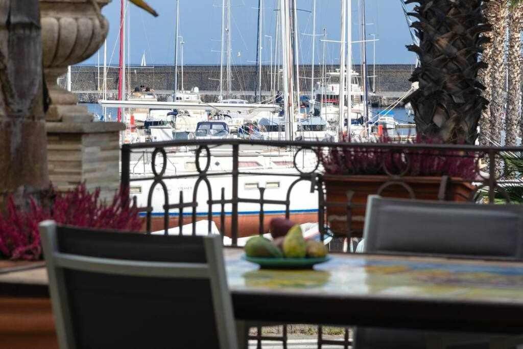 Casa Delle Zammare Fronte Mare Centro Storico Villa Riposto Ngoại thất bức ảnh