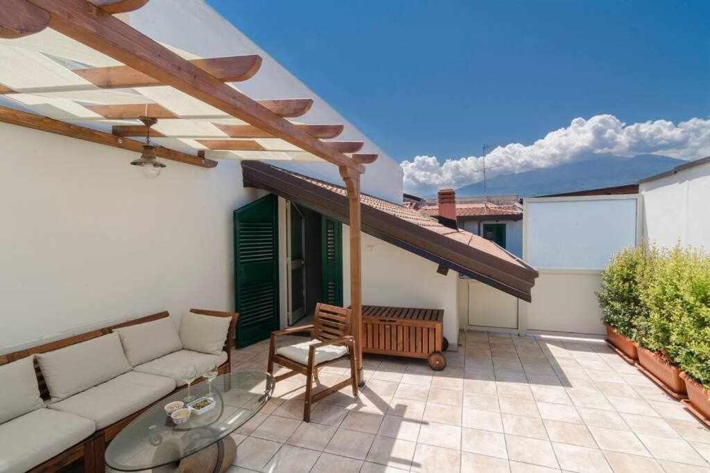 Casa Delle Zammare Fronte Mare Centro Storico Villa Riposto Ngoại thất bức ảnh