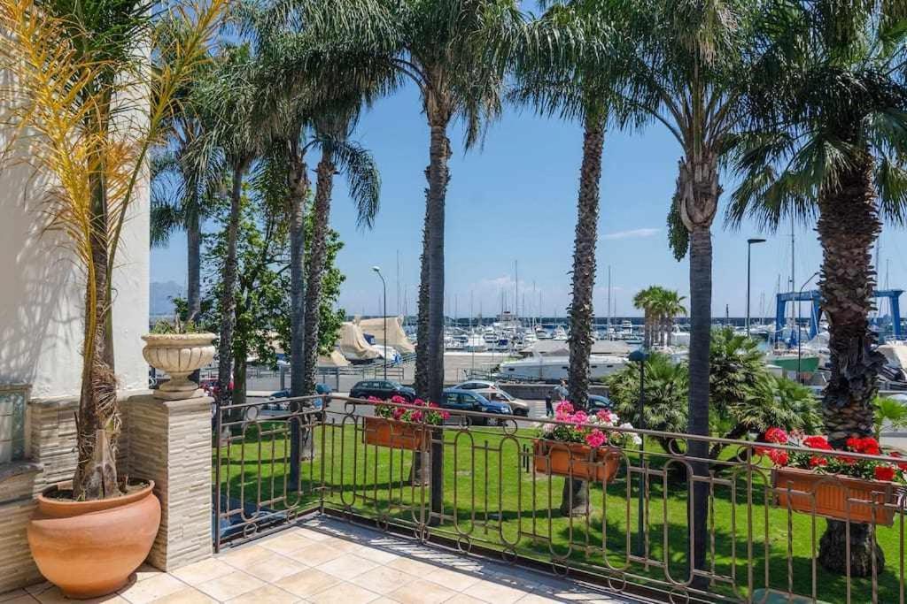 Casa Delle Zammare Fronte Mare Centro Storico Villa Riposto Ngoại thất bức ảnh
